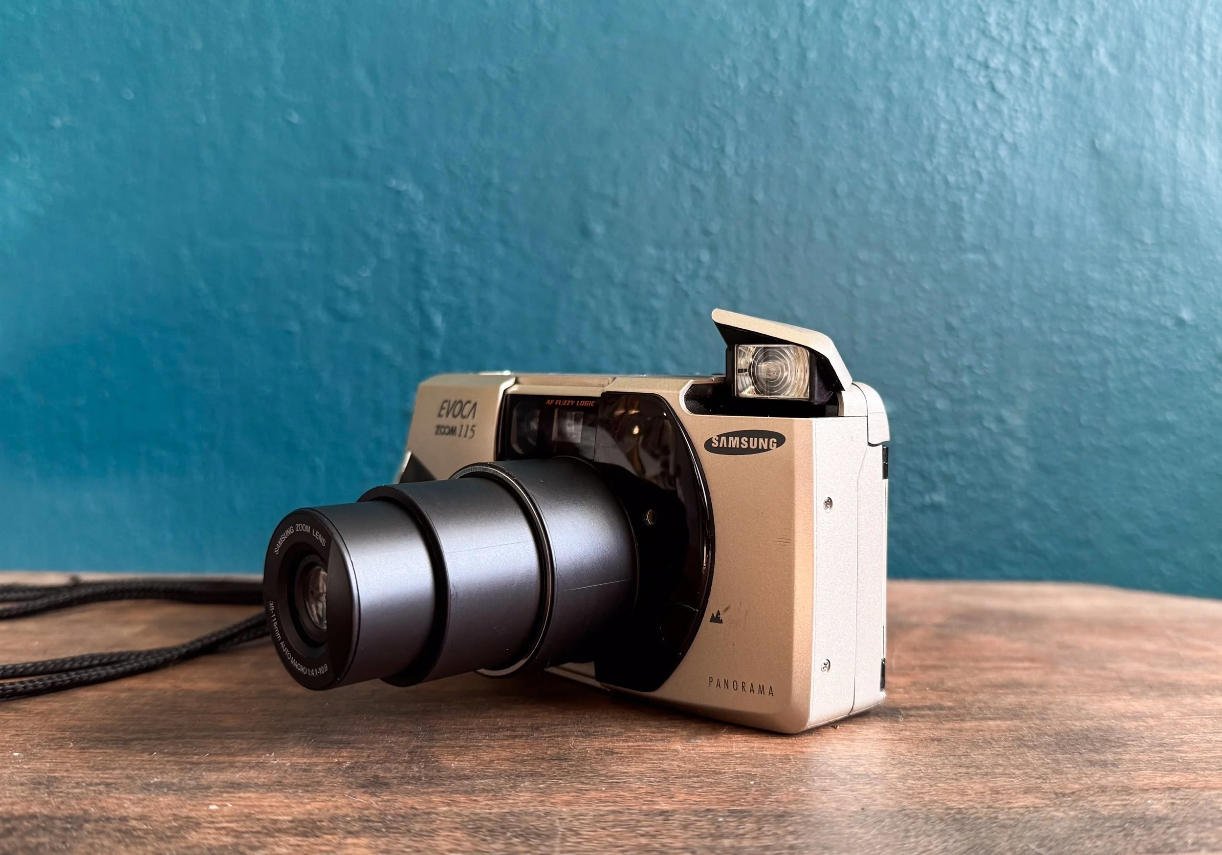 Samsung Evoca Zoom 115 35 mm Panorama Camera Review with Sample